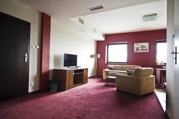 Фото номера Апартаменты с 2 спальнями Отель Hotel Aviator г. Kamień Śląski 9